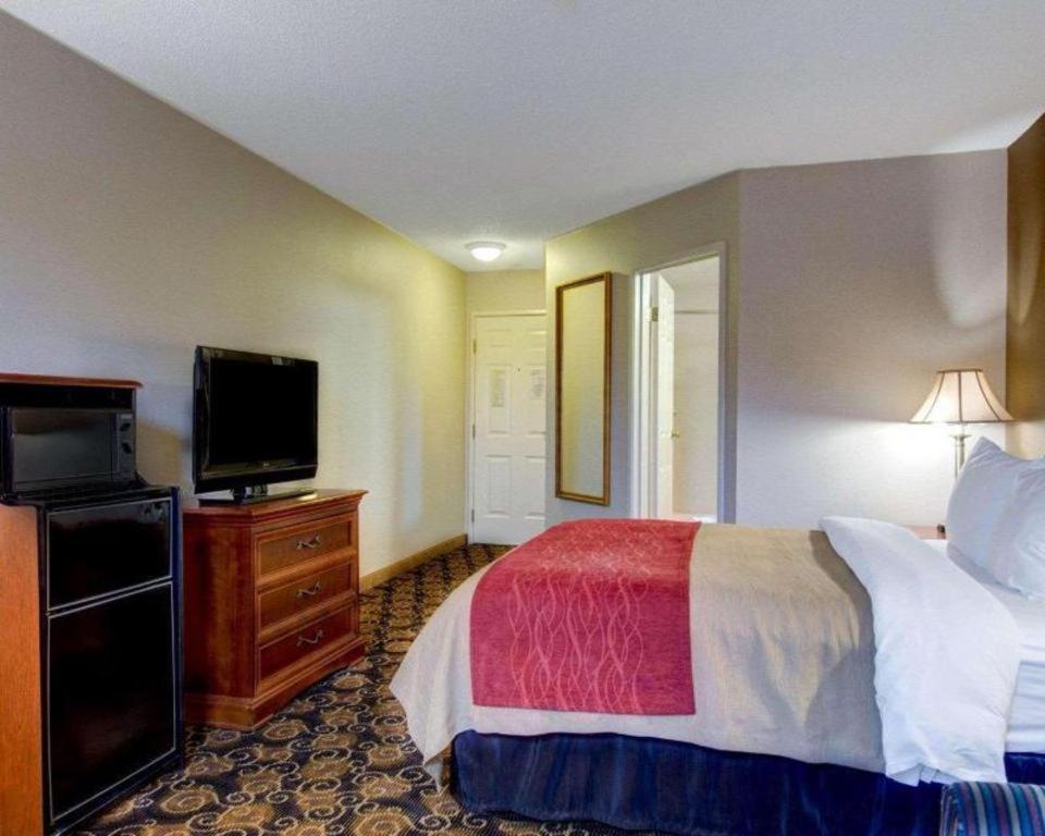 Comfort Inn Foxboro - Mansfield Фоксбъро Екстериор снимка