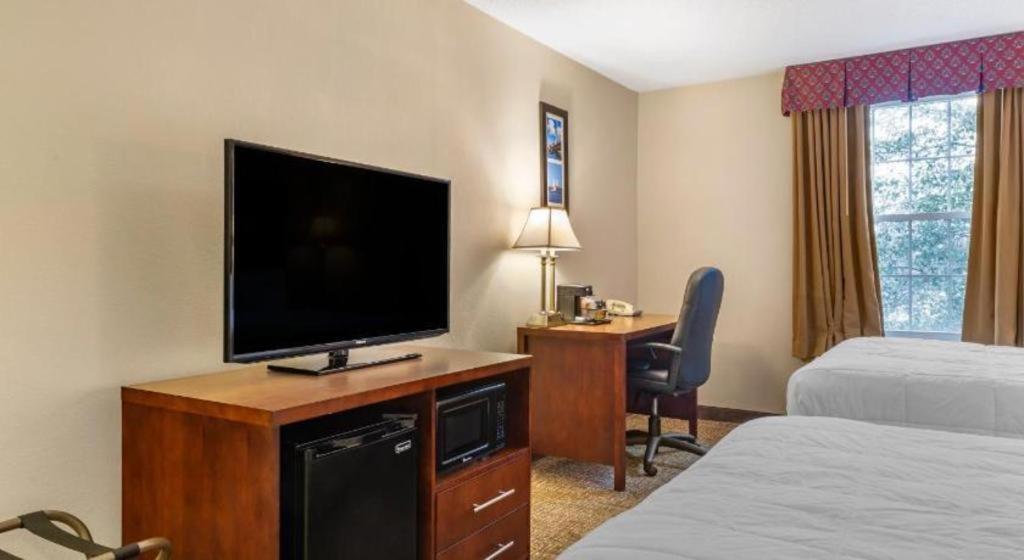 Comfort Inn Foxboro - Mansfield Фоксбъро Екстериор снимка