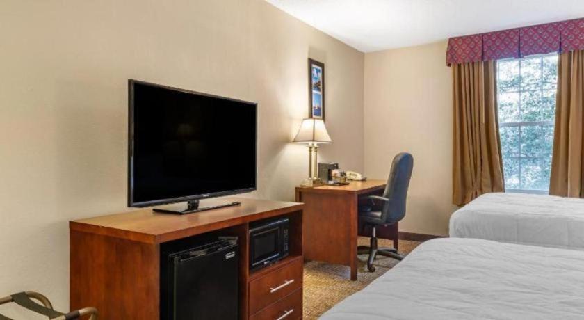 Comfort Inn Foxboro - Mansfield Фоксбъро Екстериор снимка