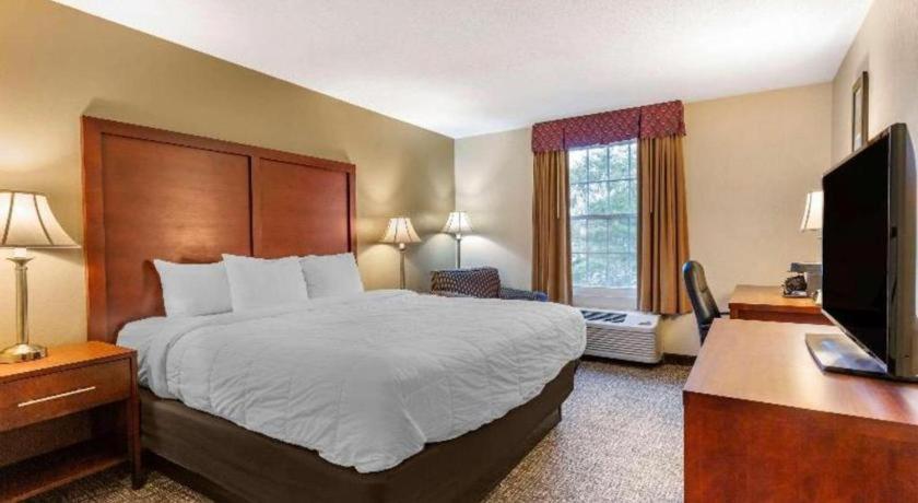 Comfort Inn Foxboro - Mansfield Фоксбъро Екстериор снимка